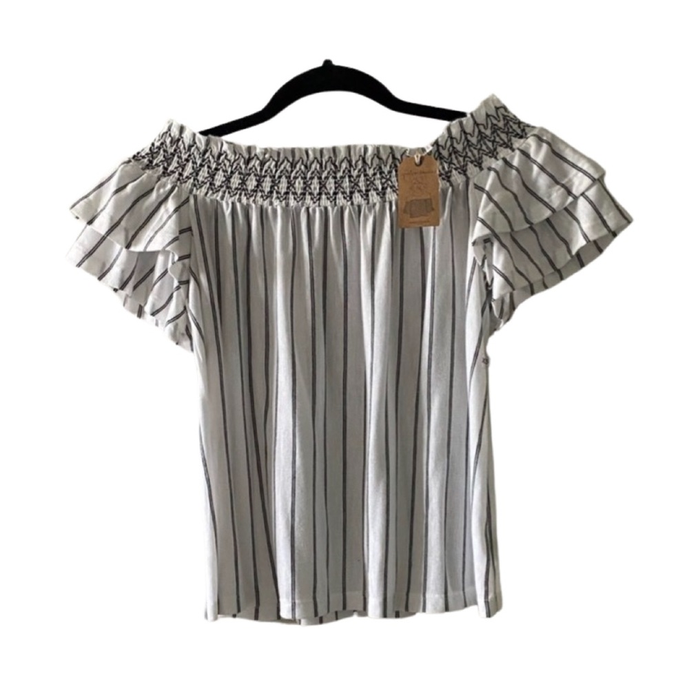 American Eagle Outfitters Off the Shoulder Top